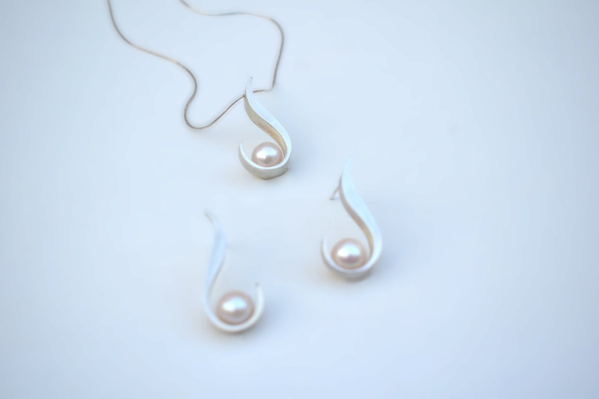 Inner Strength Pearl Necklace - SunTouch Jewelry