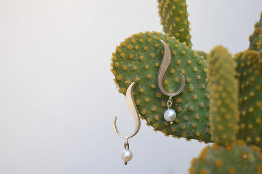 Moment of Movement Earrings - SunTouch Jewelry