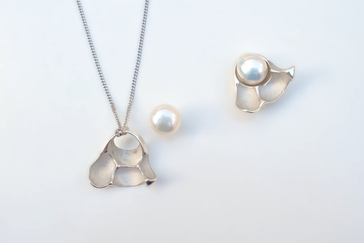 Spongia Earrings - SunTouch Jewelry