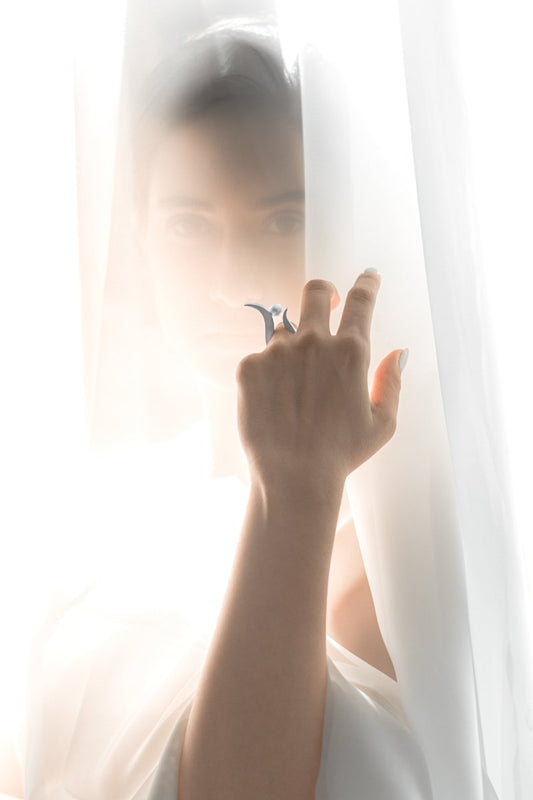 Whisper of flow Ring - SunTouch Jewelry