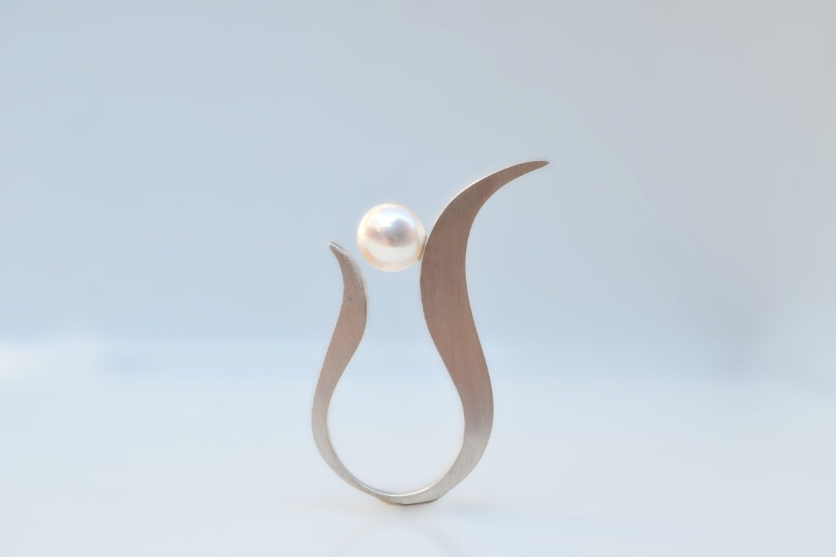 Whisper of flow Ring - SunTouch Jewelry