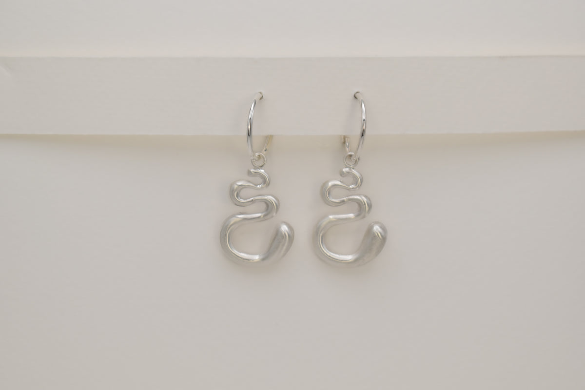 Silent Flow Earrings