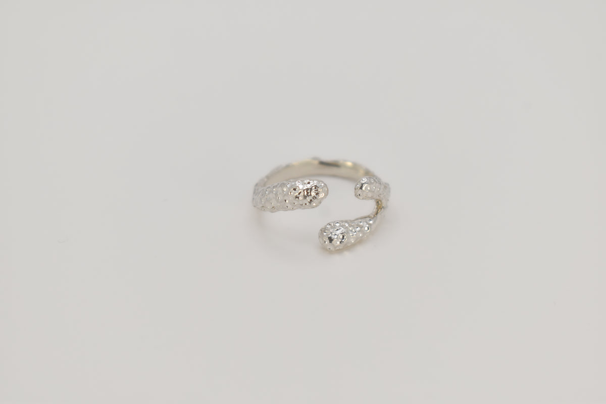Wild Branch Ring