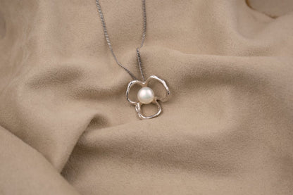 Pearl Bloom Pendant - SunTouch Jewelry