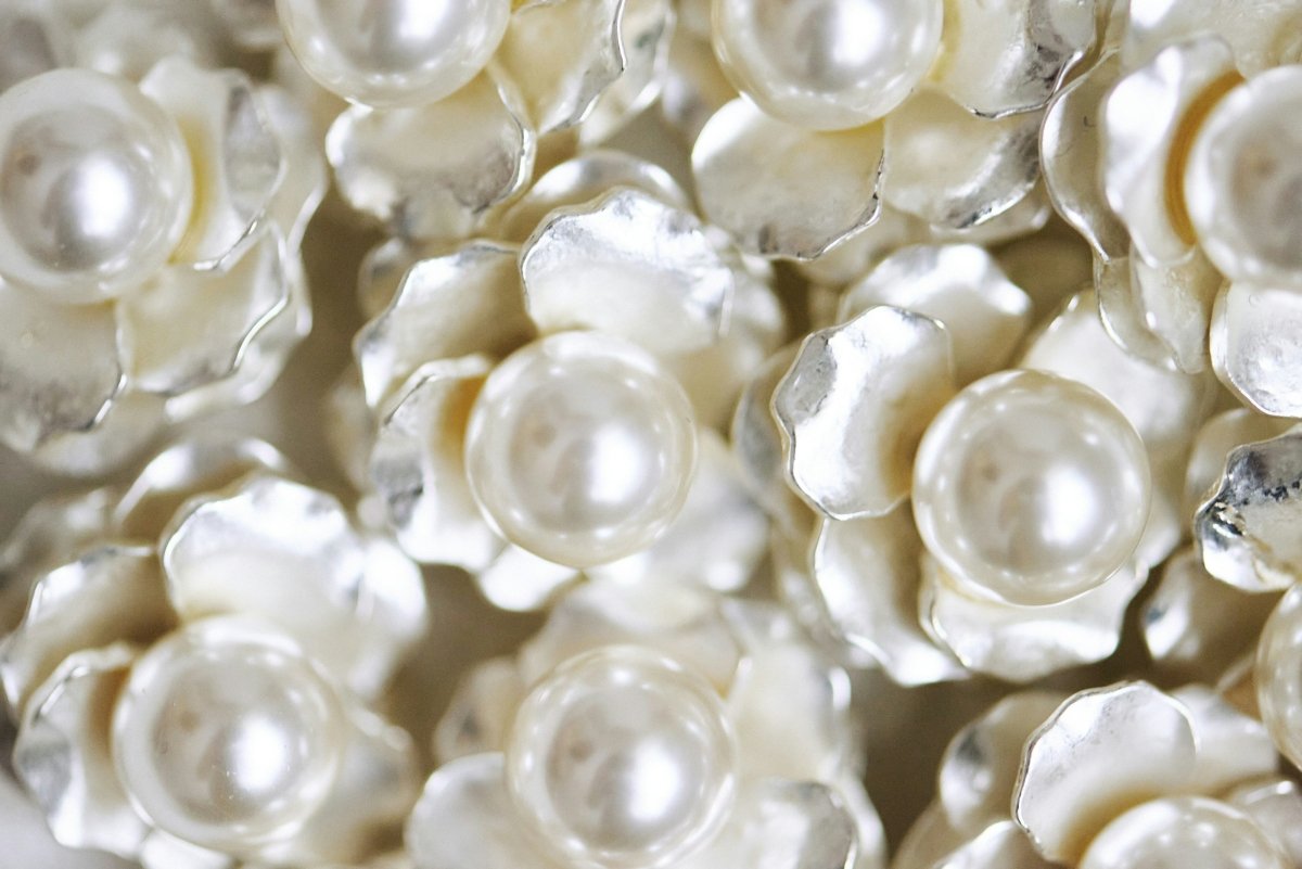 Pearl Bloom Pendant - SunTouch Jewelry