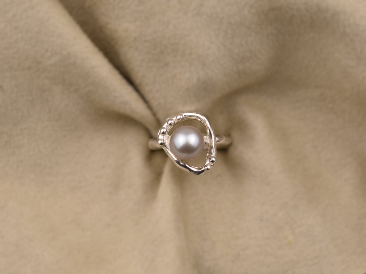 Pearl Nest Ring - SunTouch Jewelry