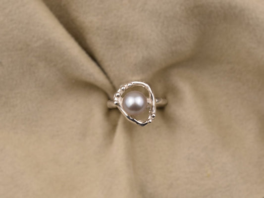Pearl Nest Ring - SunTouch Jewelry