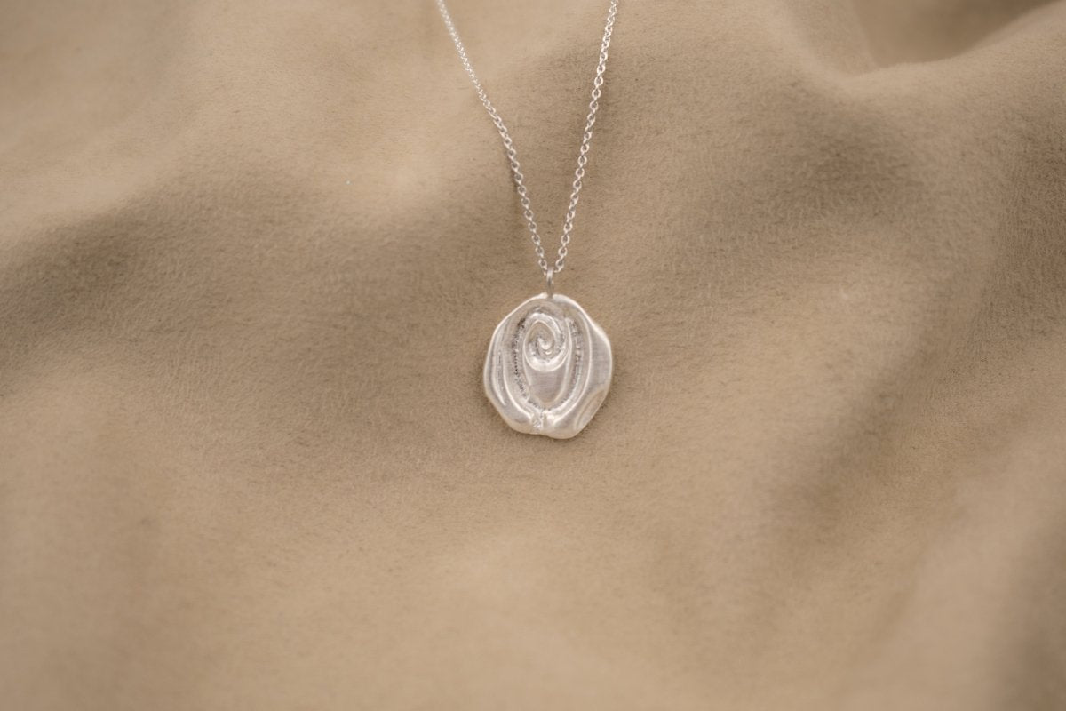 Rosette Pendant - SunTouch Jewelry