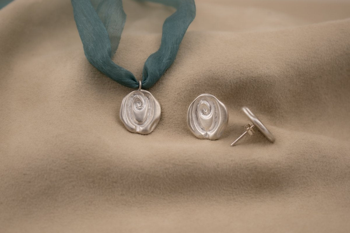 Rosette Stud Earrings - SunTouch Jewelry
