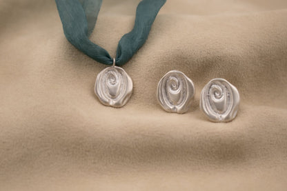 Rosette Stud Earrings - SunTouch Jewelry