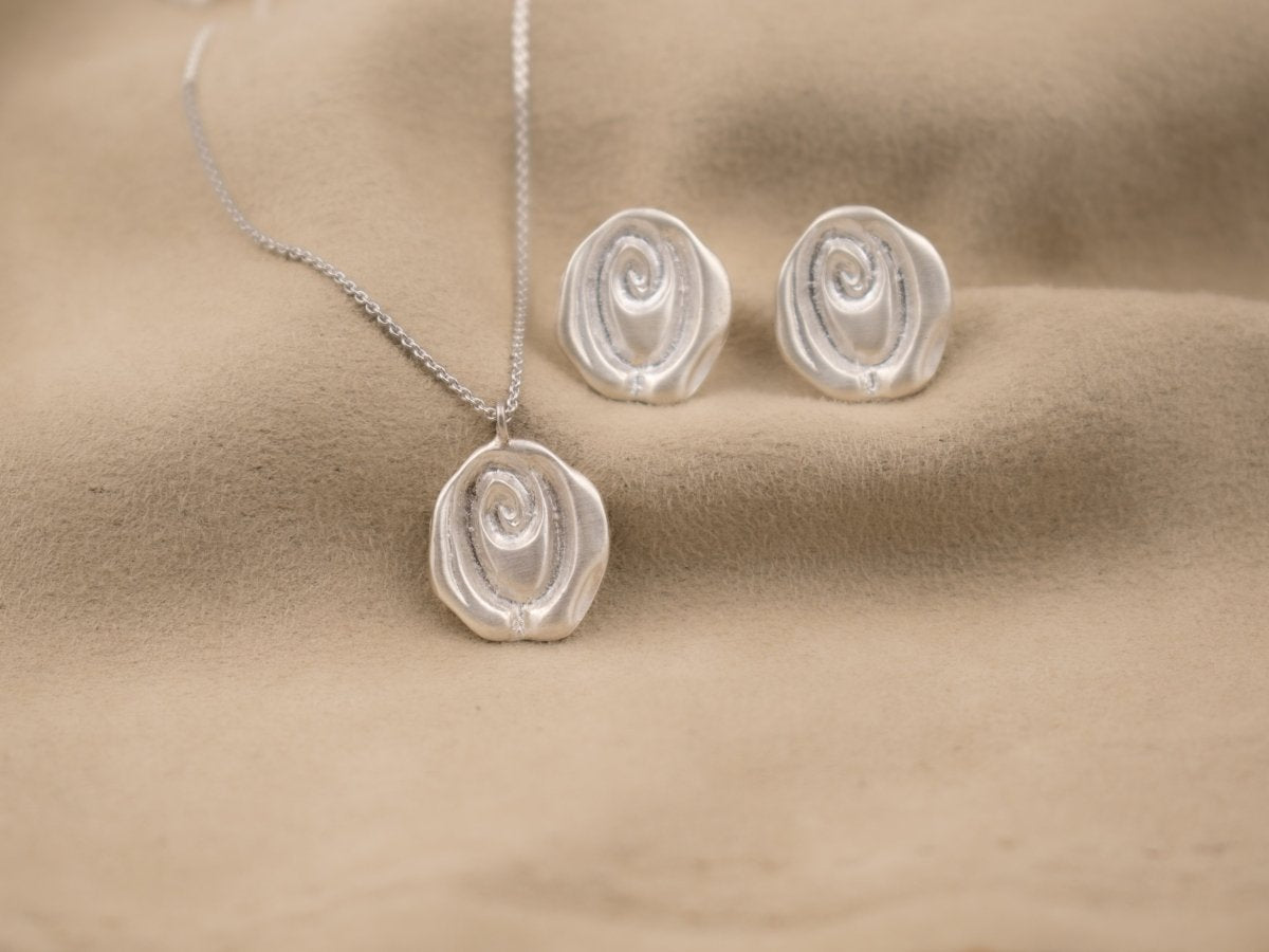 Rosette Stud Earrings - SunTouch Jewelry
