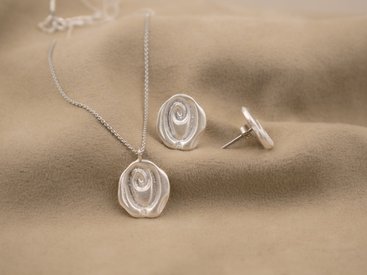 Rosette Stud Earrings - SunTouch Jewelry