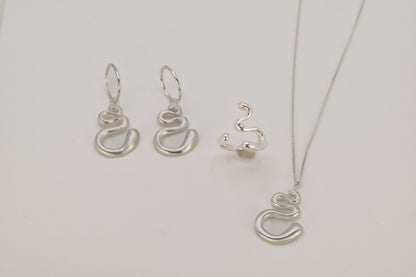 Silent Flow Earrings - SunTouch Jewelry