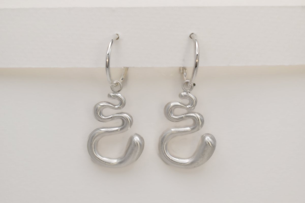 Silent Flow Earrings - SunTouch Jewelry