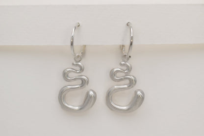 Silent Flow Earrings - SunTouch Jewelry