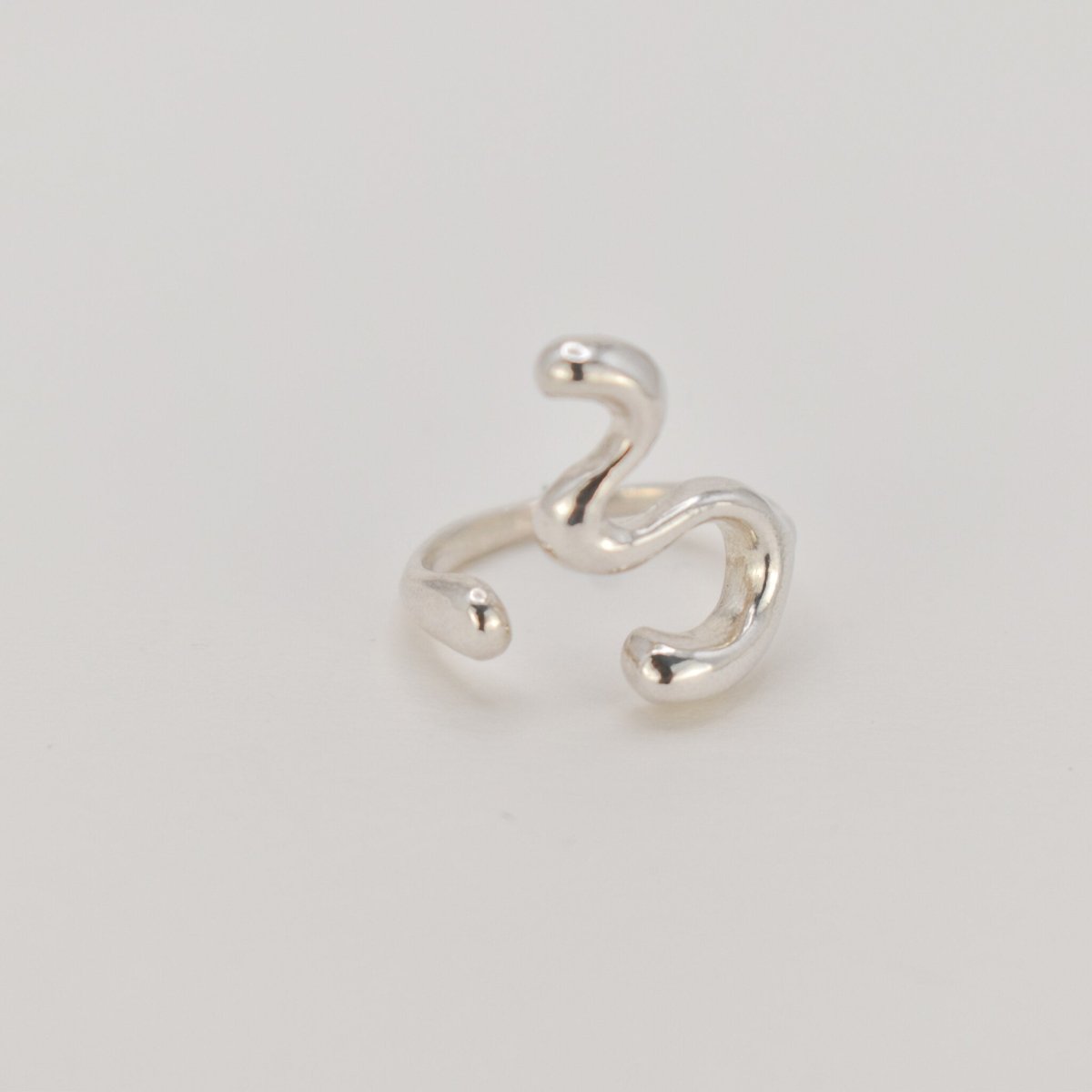 Silent Flow Ring - SunTouch Jewelry