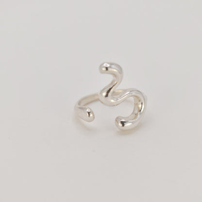 Silent Flow Ring - SunTouch Jewelry