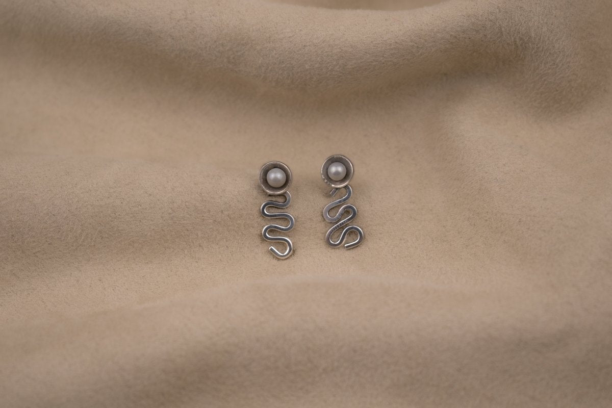 Tide Trace Pearl Earrings - SunTouch Jewelry
